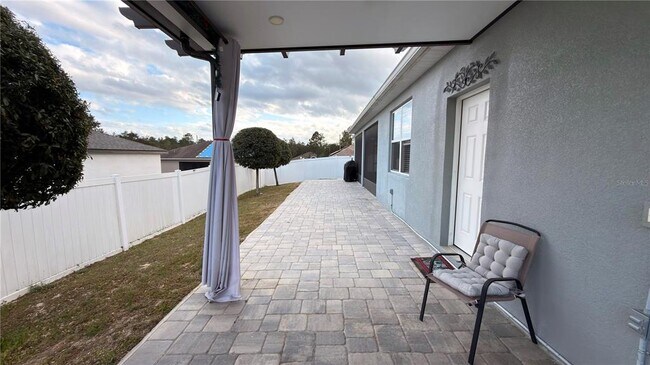 Building Photo - 358 Hibiscus Dr