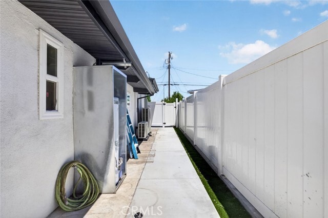 Building Photo - 10804 Paso Robles Ave
