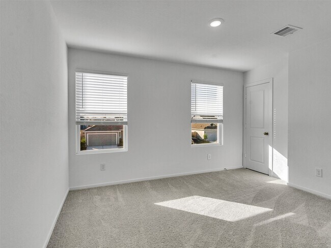 Building Photo - 12406 Lady Slipper Rd