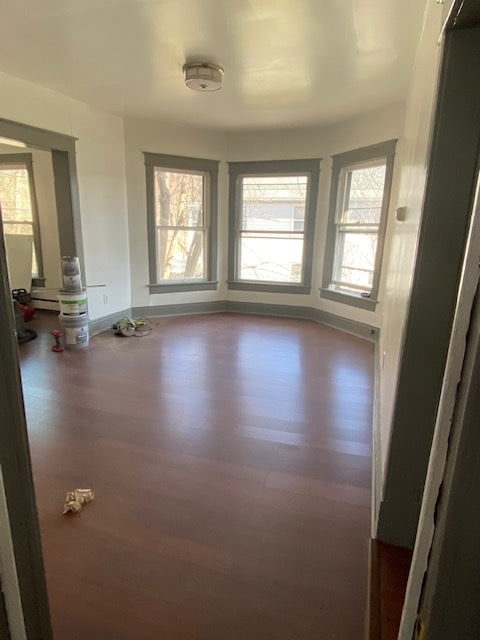 Building Photo - 319 Chapman Dr