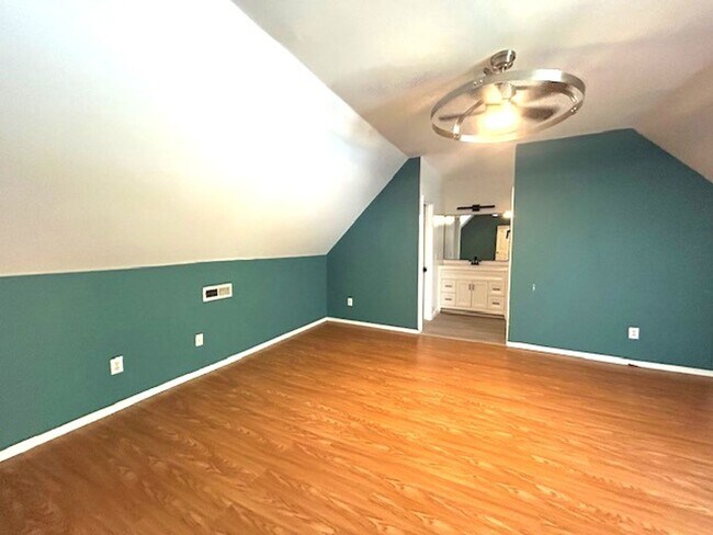 Building Photo - 1019 Brittany Park Dr