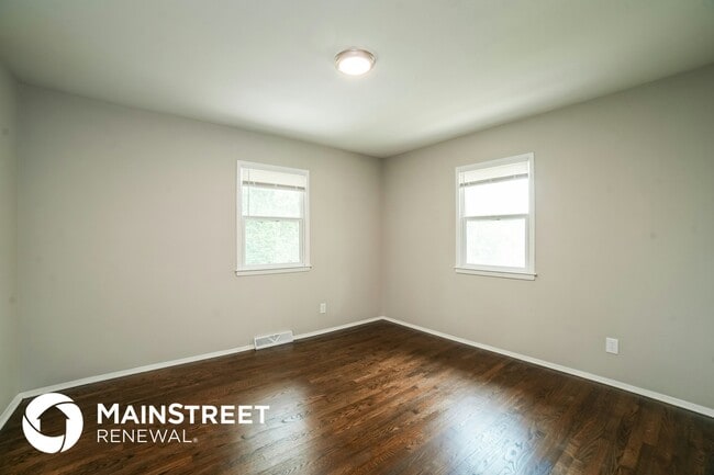 Building Photo - 4139 N Spruce Ave