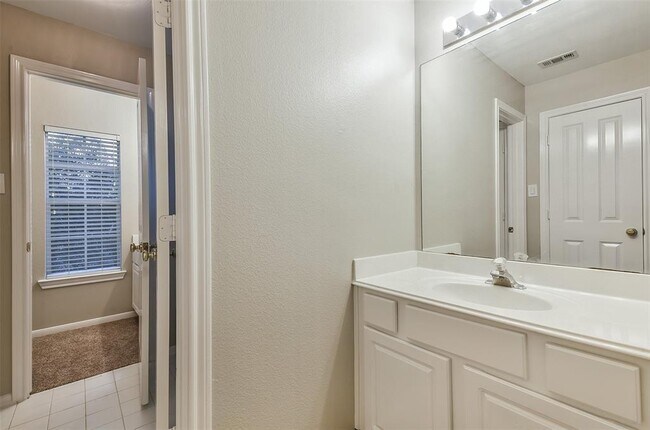 Building Photo - 3403 Long Meadow Ct