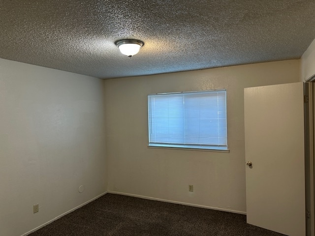 Building Photo - North Stockton 3 Bedroom 2 Bath Duplex