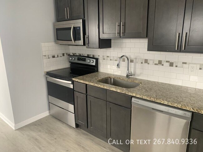 Building Photo - 18 Armor Ct