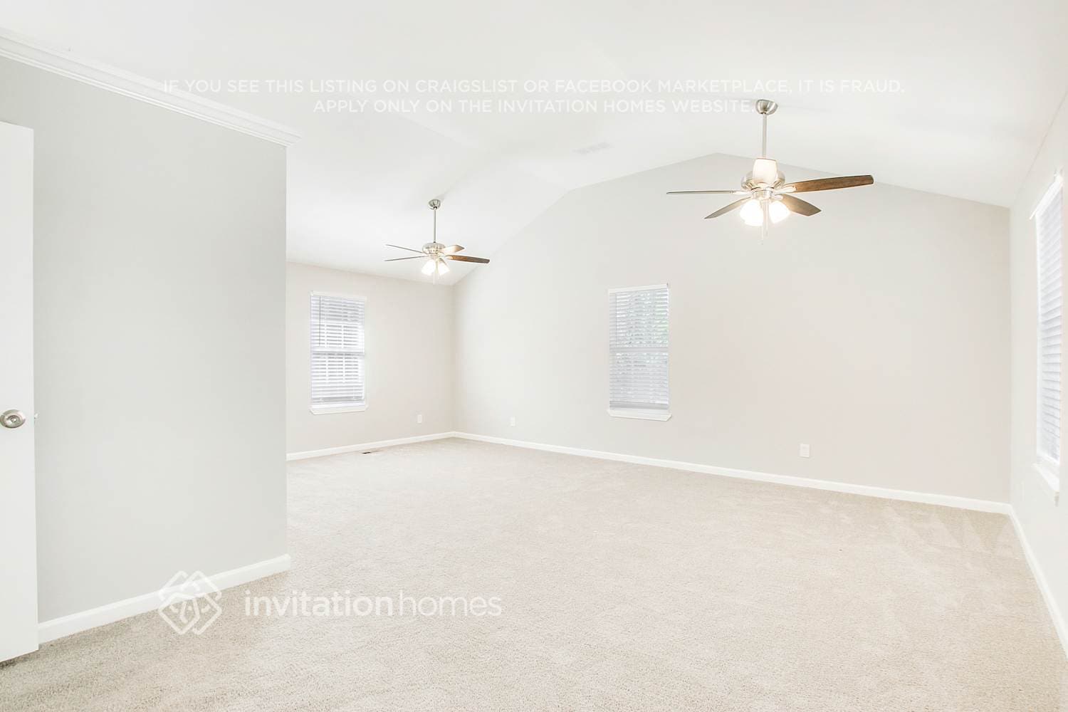 Building Photo - 6355 Ashdale Dr