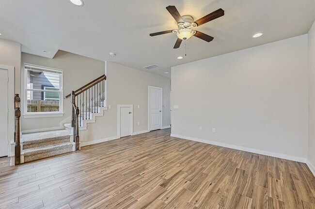 Building Photo - 3303 Elija St