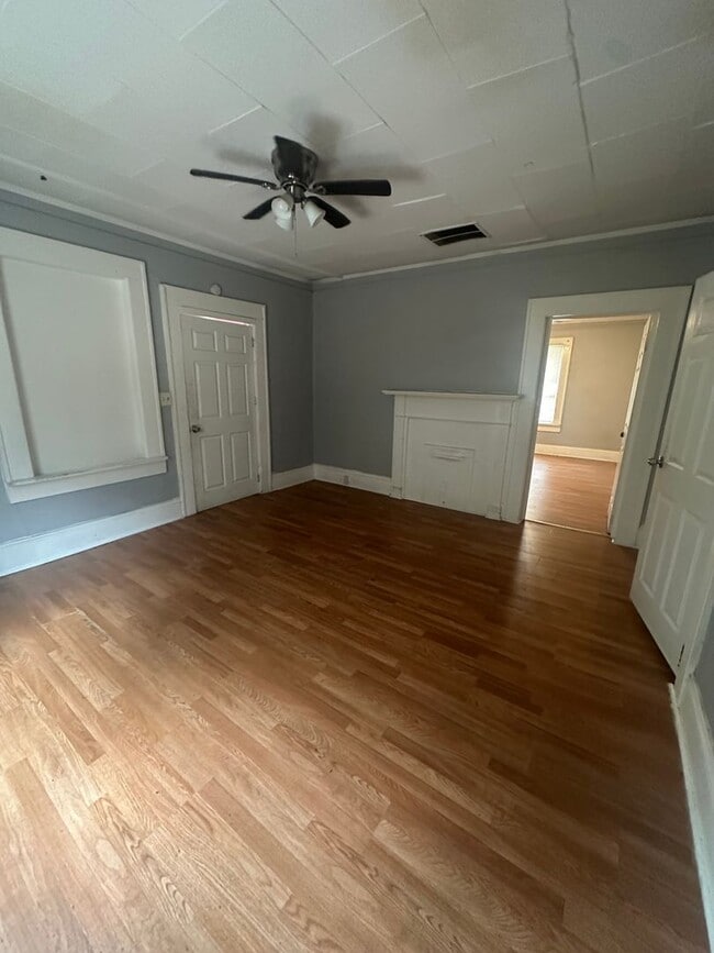 Building Photo - 643 Heard Ave