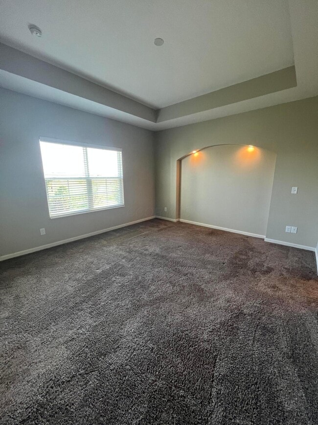 Building Photo - 3203 Rossmore Cir