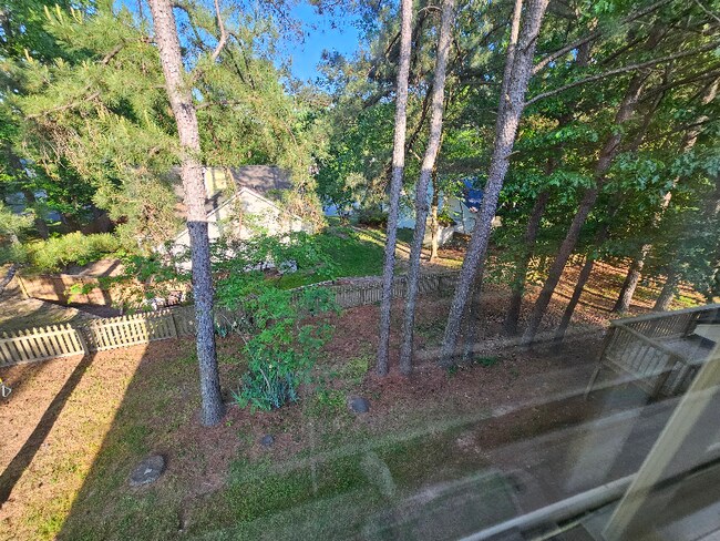 Building Photo - 10 Highgrove Ln