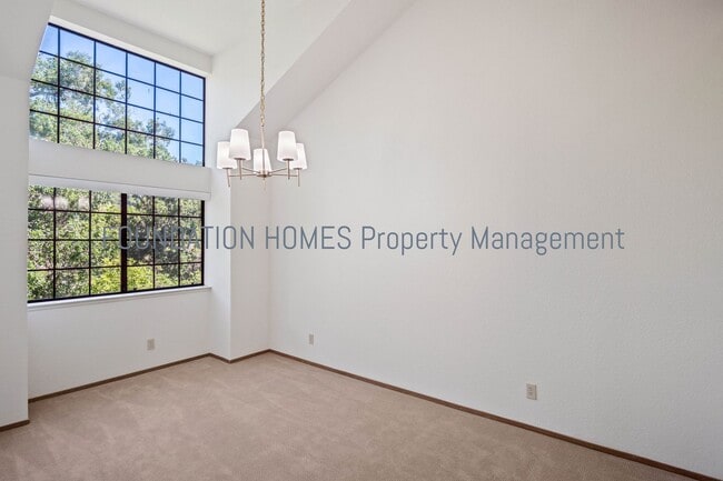 Building Photo - Super Clean Pacheco Valley Townhouse w/Central AC - FOUNDATION