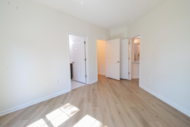 Building Photo - 2012 Telfair Way