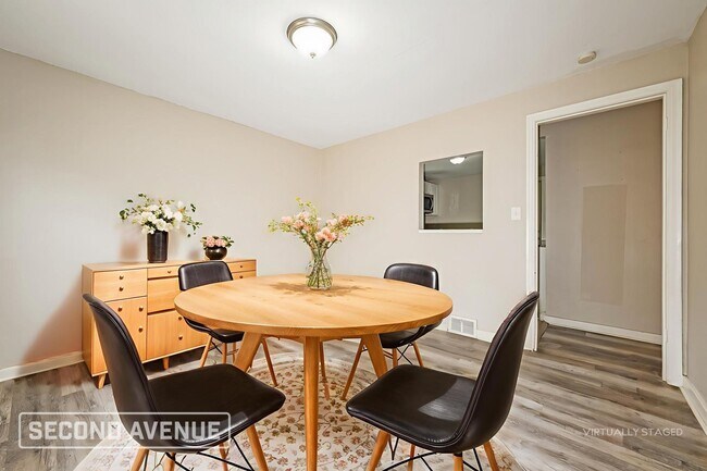 Building Photo - 223 Auburn St