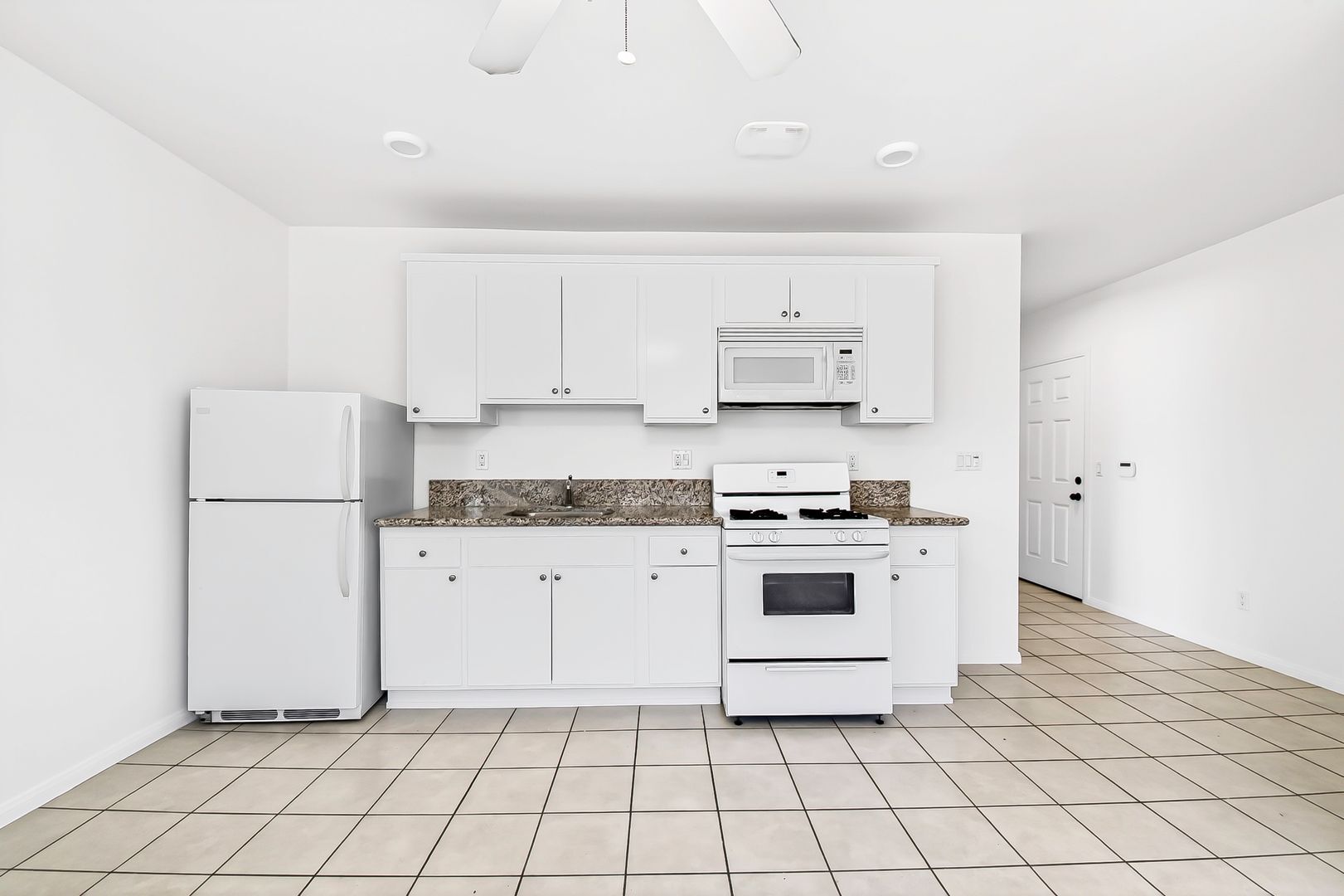 Building Photo - 319 Hermosa Ave