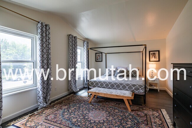 Building Photo - 11412 Autumn Hill Dr