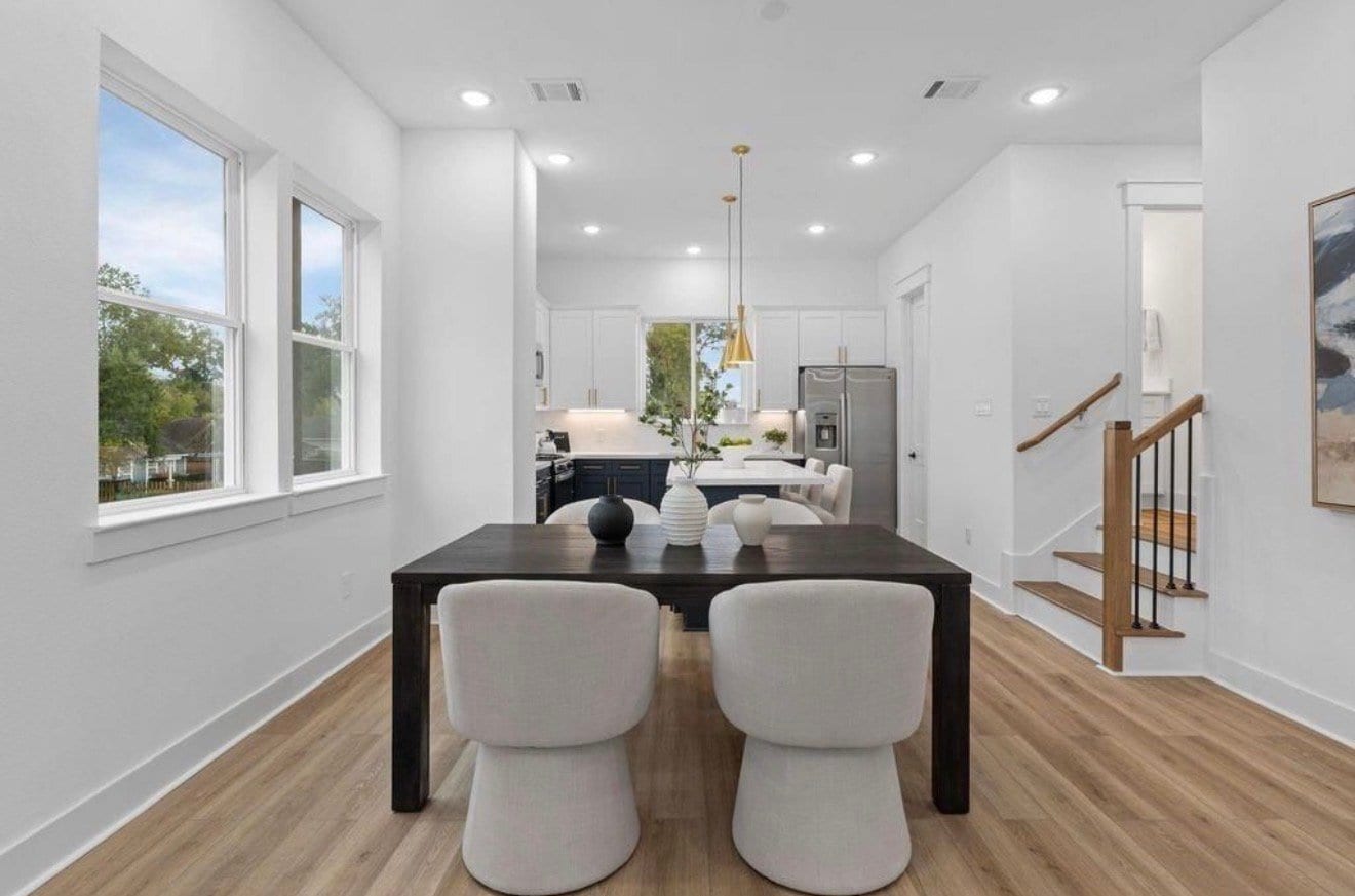 Building Photo - 717 Janisch Rd