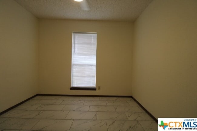 Building Photo - 1513 Missouri Ave