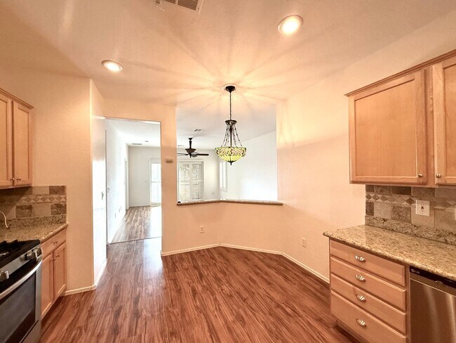 Building Photo - Great single-story two bedroom home in Sun City Aliante with golf course view