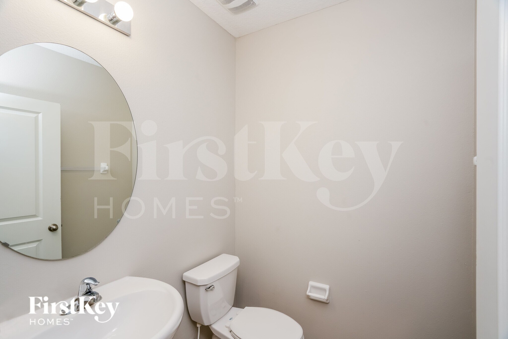 Building Photo - 9627 Sage Creek Dr