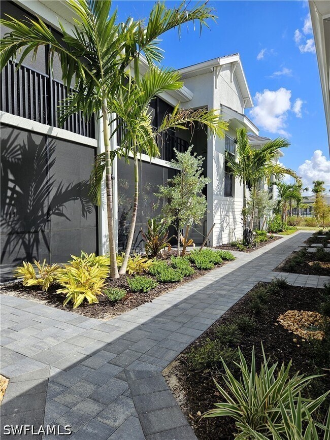 Building Photo - 5427 Double Eagle Cir