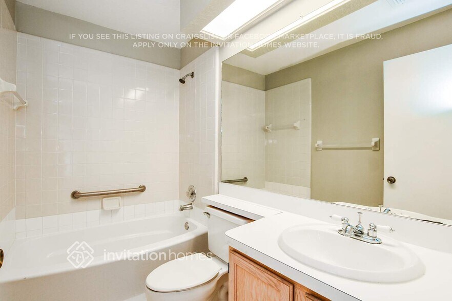 Building Photo - 1018 Henson Ct