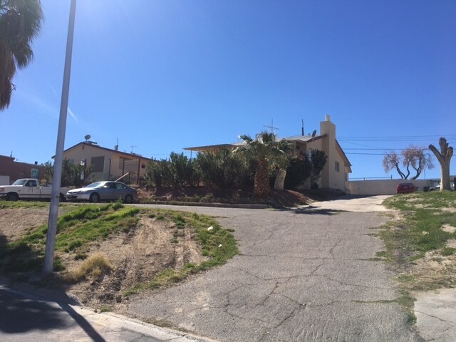 Building Photo - North 13th Simplex