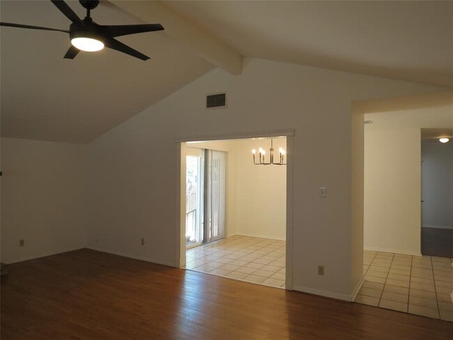 Building Photo - 6803 Rearden Rd