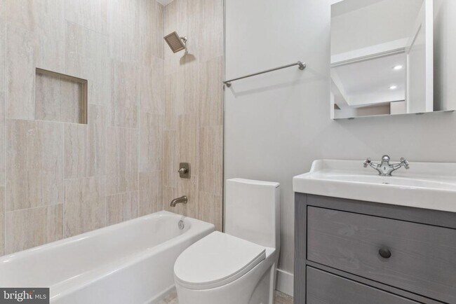 Building Photo - 1436 Parrish St