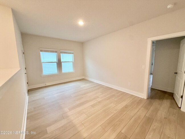 Building Photo - 10065 Element Rd