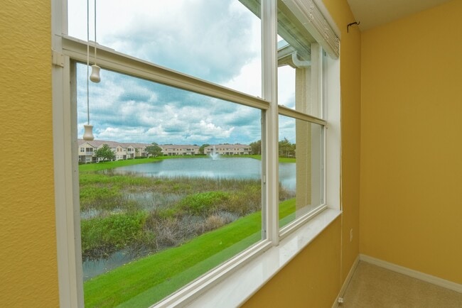 Building Photo - 3716 Parkridge Cir