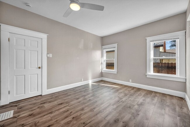 Building Photo - 1637 C St