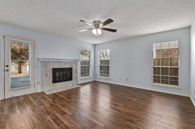 Building Photo - 3325 Windchase Dr