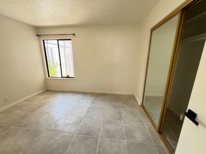 Building Photo - 13850 Dahlgren Dr