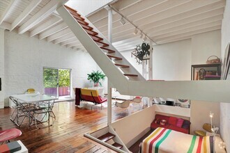 Building Photo - Gated Studio Loft Designed by Architect Ja...