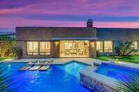 Building Photo - 48749 Renewal St