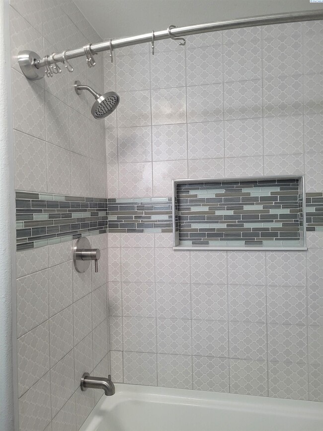 Building Photo - 3714 W Nixon St