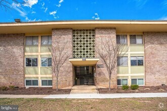 Building Photo - 7328 Donnell Pl