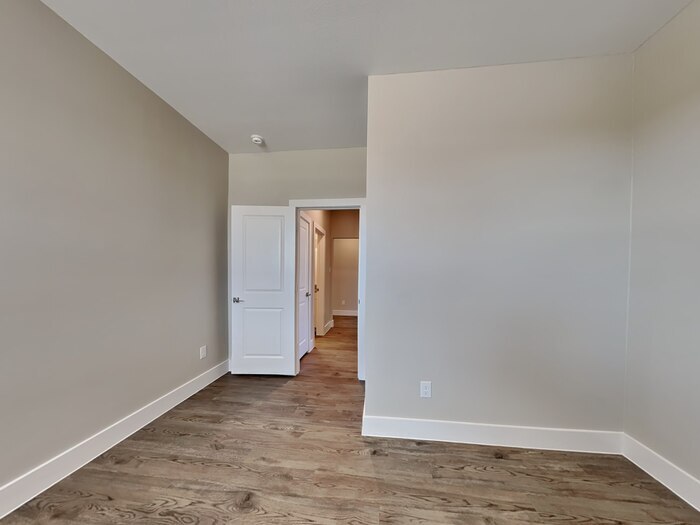 Building Photo - 3401 Tennessee Ave