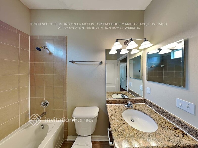 Building Photo - 1652 Bonita Bluff Ct