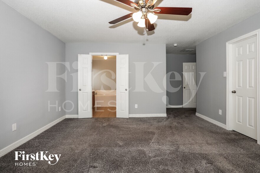 Building Photo - 1434 Loxley Dr