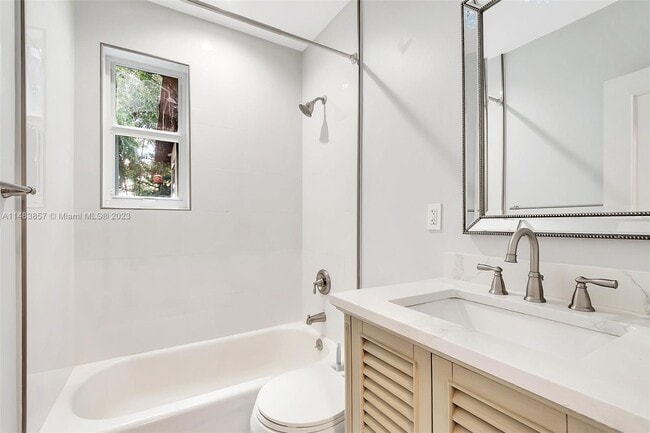 Building Photo - 2180 SW 24th St