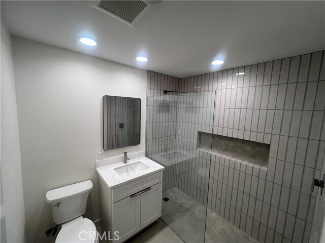 Building Photo - 68135 Peladora Rd