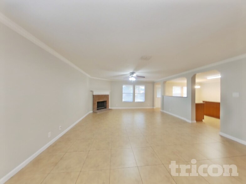 Building Photo - 11703 Silver Prairie