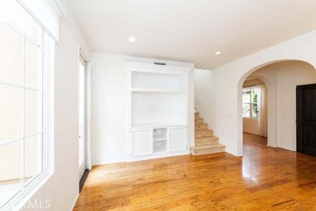 Building Photo - 72 Chantilly