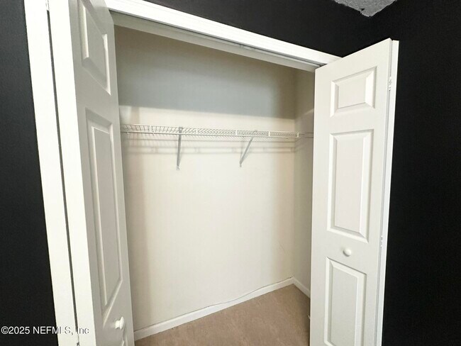 Building Photo - 6916 Ortega Woods Dr