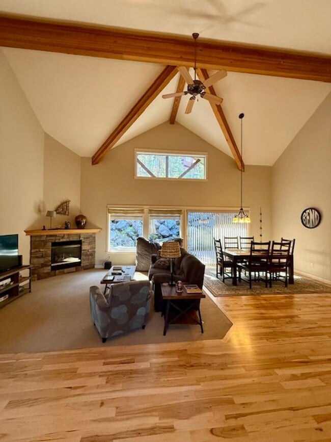 Building Photo - Charming Single-Level 3 BR Retreat in Shev...