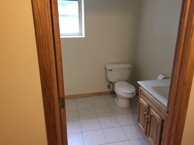 Building Photo - 3 Bed 2 Bath Single Family Home in Elcho