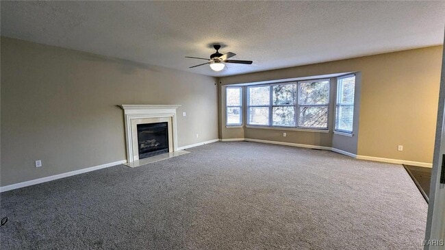 Building Photo - 1226 Grand Canyon Dr