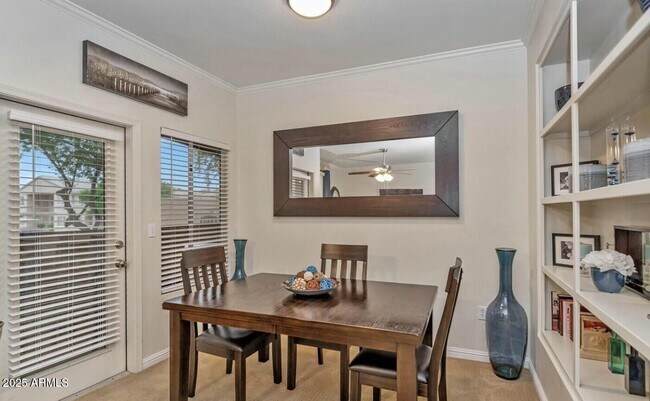 Building Photo - 16013 S Desert Foothills Pkwy