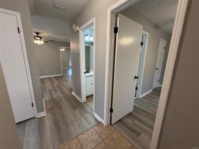 Building Photo - 463 Durden Rd